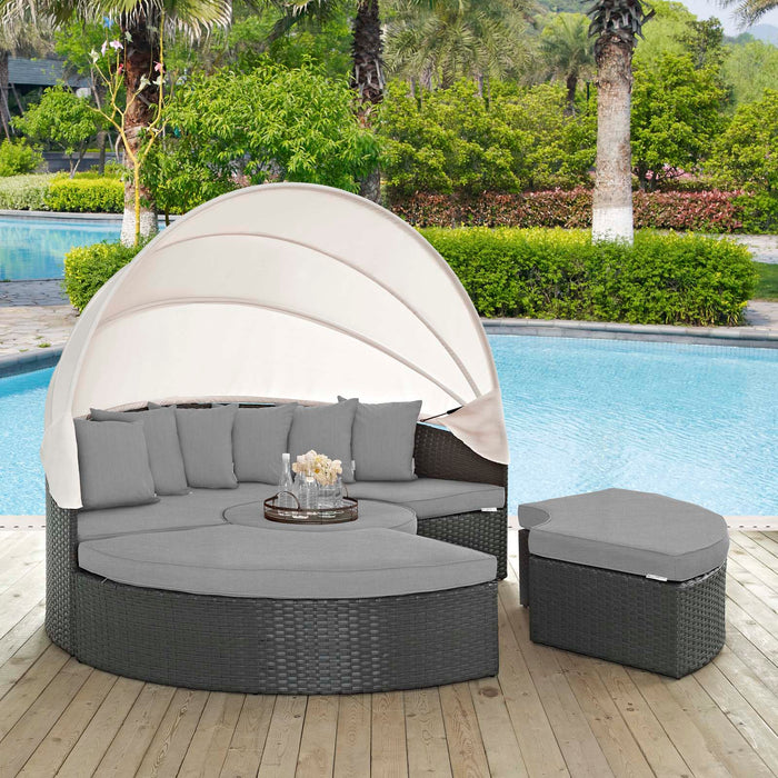 Sojourn Outdoor Patio Sunbrella® Daybed