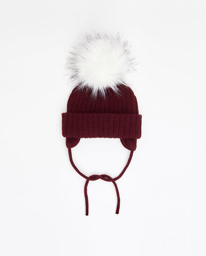 Bonnet en tricot bordeaux