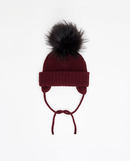 Bonnet en tricot bordeaux