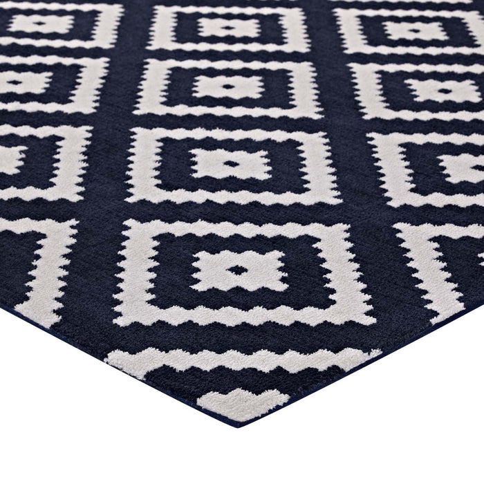 Alika Abstract Diamond Trellis Area Rug