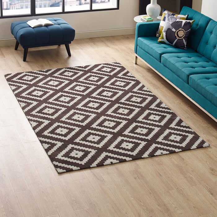 Alika Abstract Diamond Trellis Area Rug