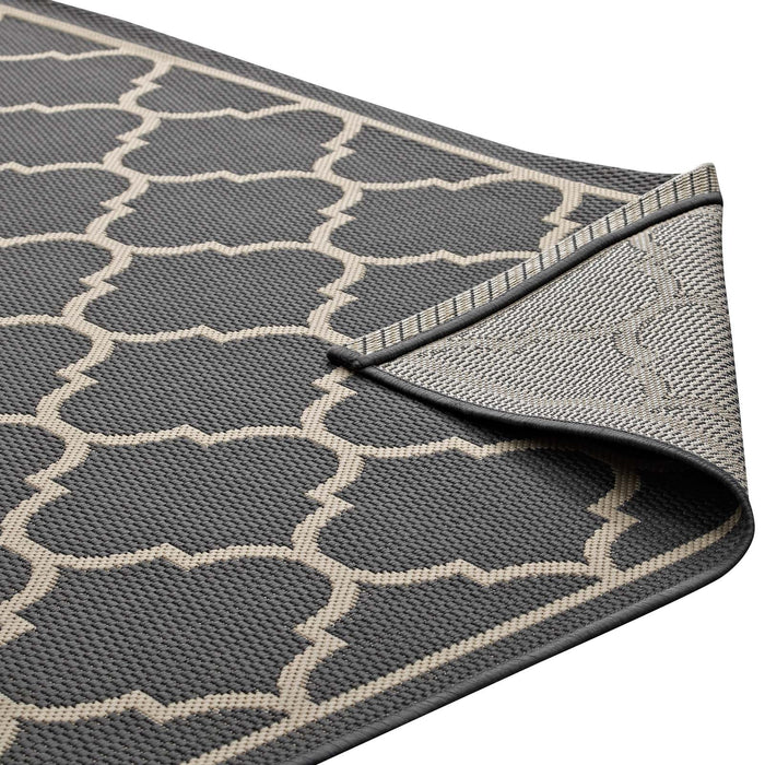 Avena Moroccan Quatrefoil Trellis Indoor and Outdoor Area Rug