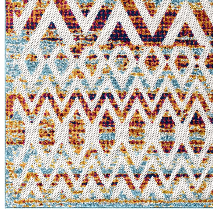 Reflect Tamako Diamond and Chevron Moroccan Trellis Indoor / Outdoor Area Rug