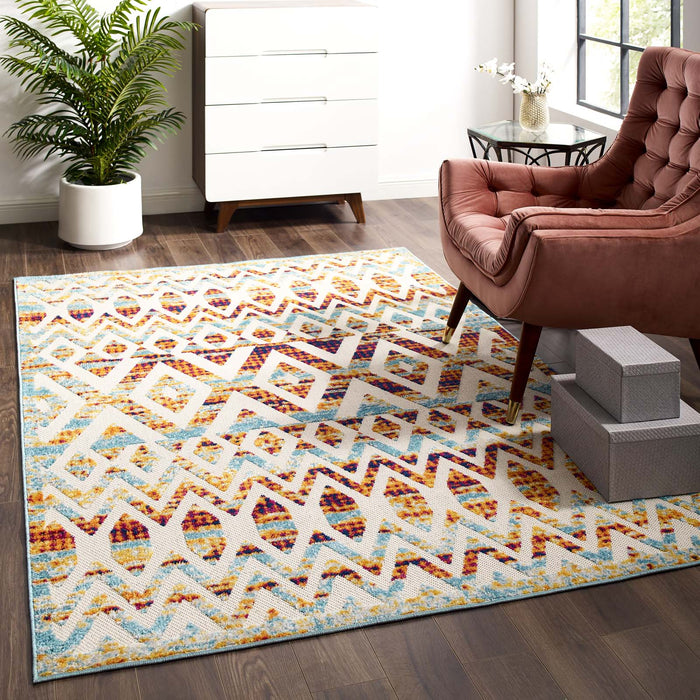 Reflect Tamako Diamond and Chevron Moroccan Trellis Indoor / Outdoor Area Rug