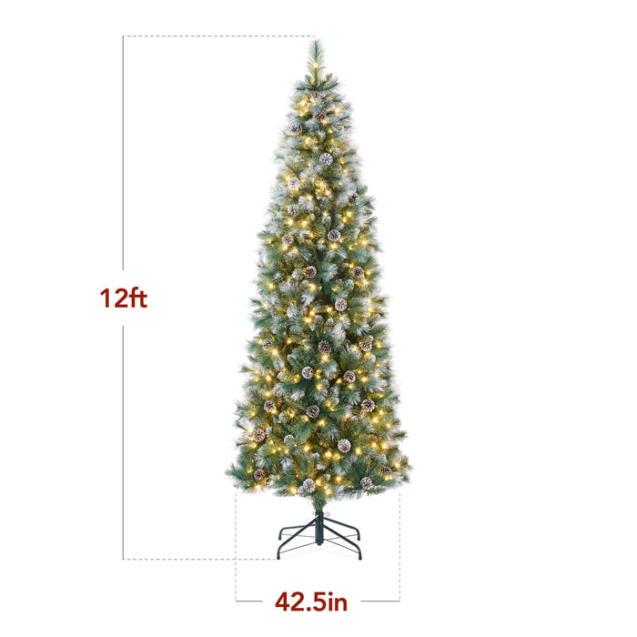 Sapin de Noël artificiel en pin sylvestre givré pré-éclairé avec support en métal