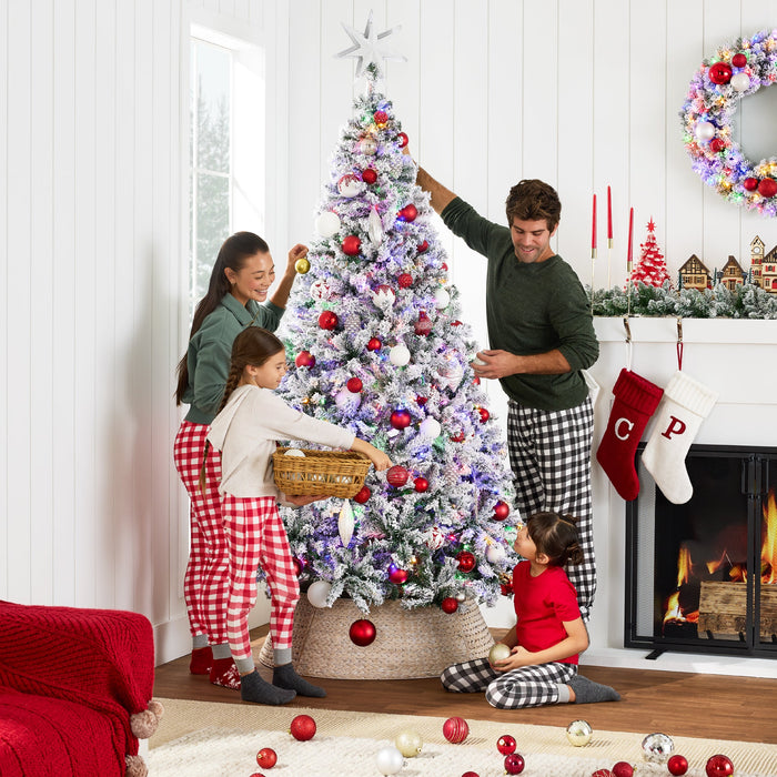 Sapin de Noël artificiel floqué de neige pré-éclairé avec lumières multicolores