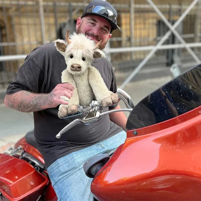 Highland Cow Decorative Figure with Flowers